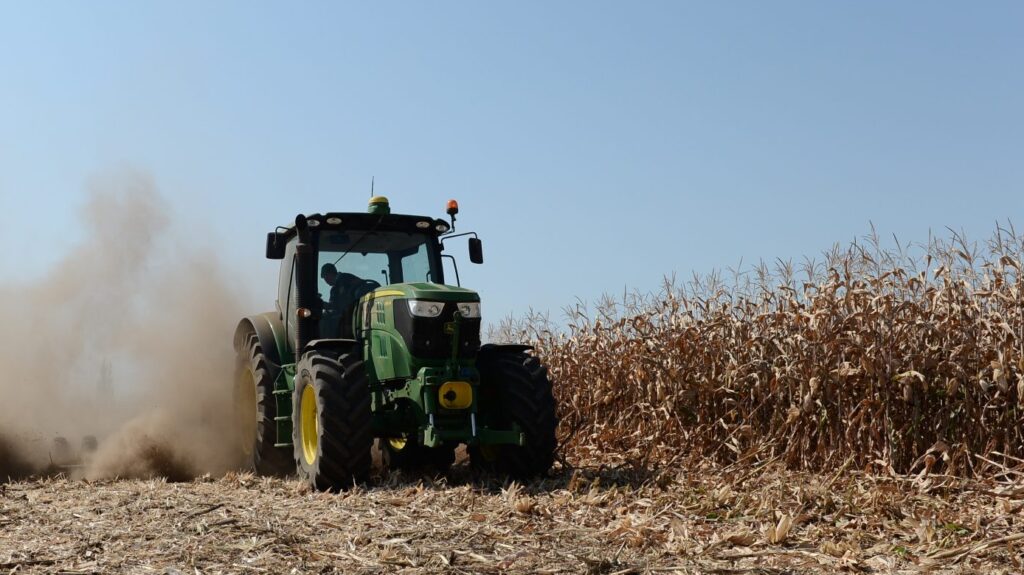 Prețurile produselor agricole au suferit cele mai mari creșteri ca urmare a războiului și a vremii