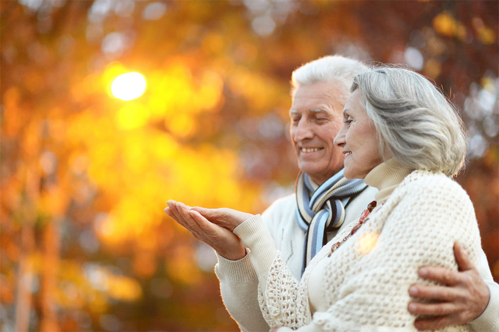 Cum să îmbătrânim frumos. Sfaturi despre cum amurgul vieții poate fi un adevărat răsărit