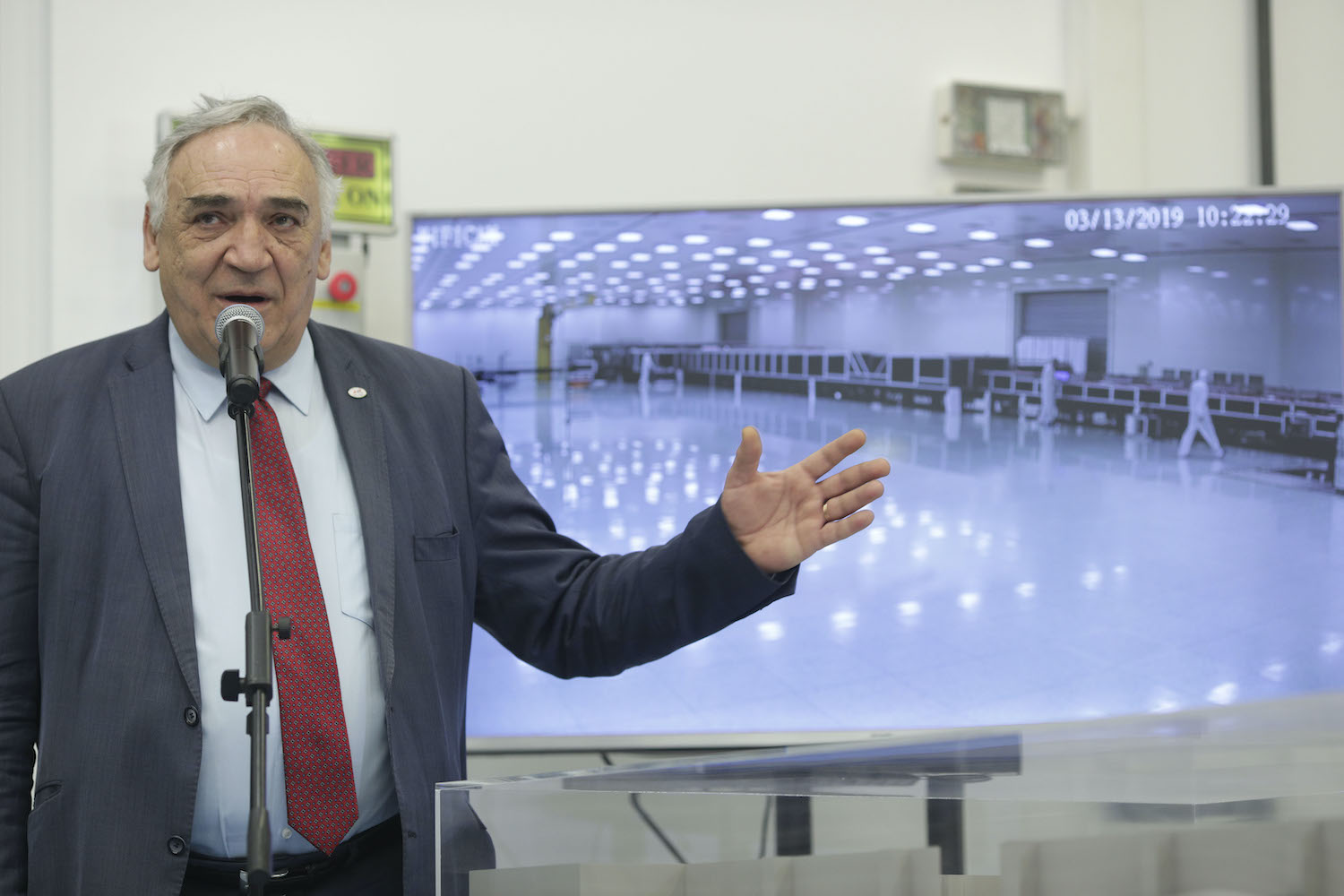 Demiterea directorului de la Institutul cunoscut drept Laserul de la Măgurele, criticată de Academia Română