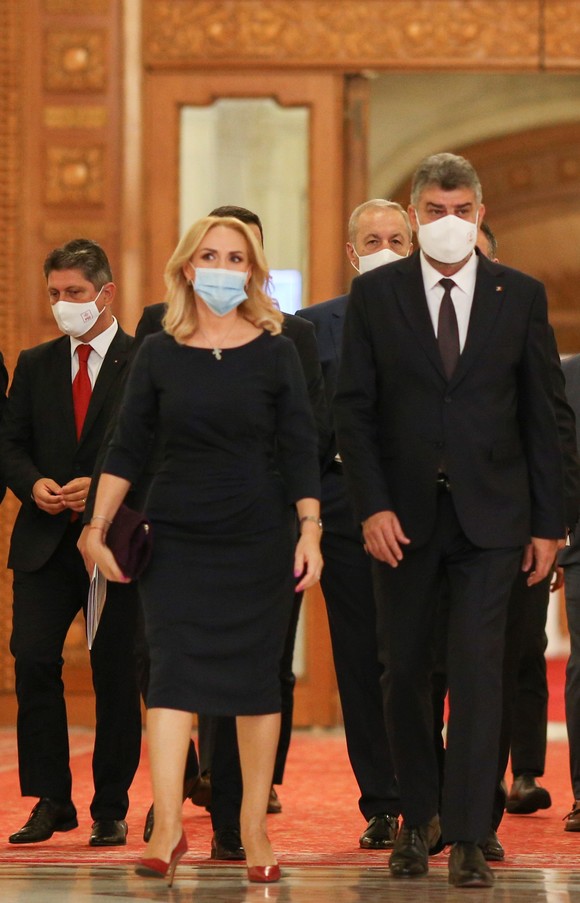 Olguța Vasilescu a furat toate privirile la congresul PSD