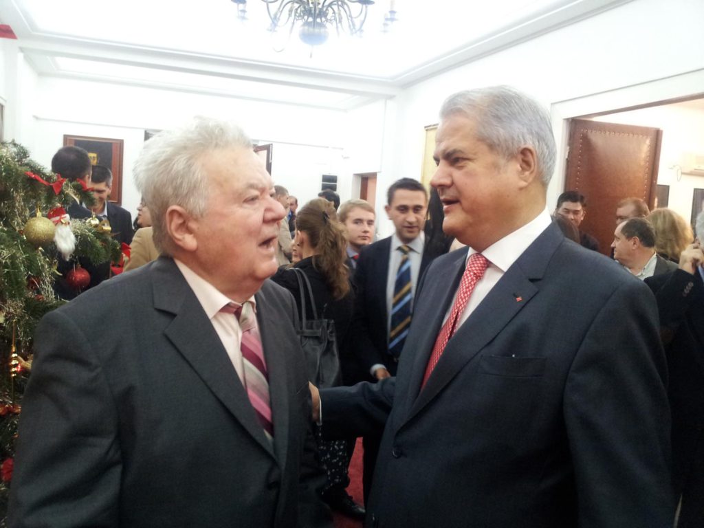 Cine a fost Oliviu Gherman, liderul PSD care a murit astăzi. Câți ani a fost președintele partidului