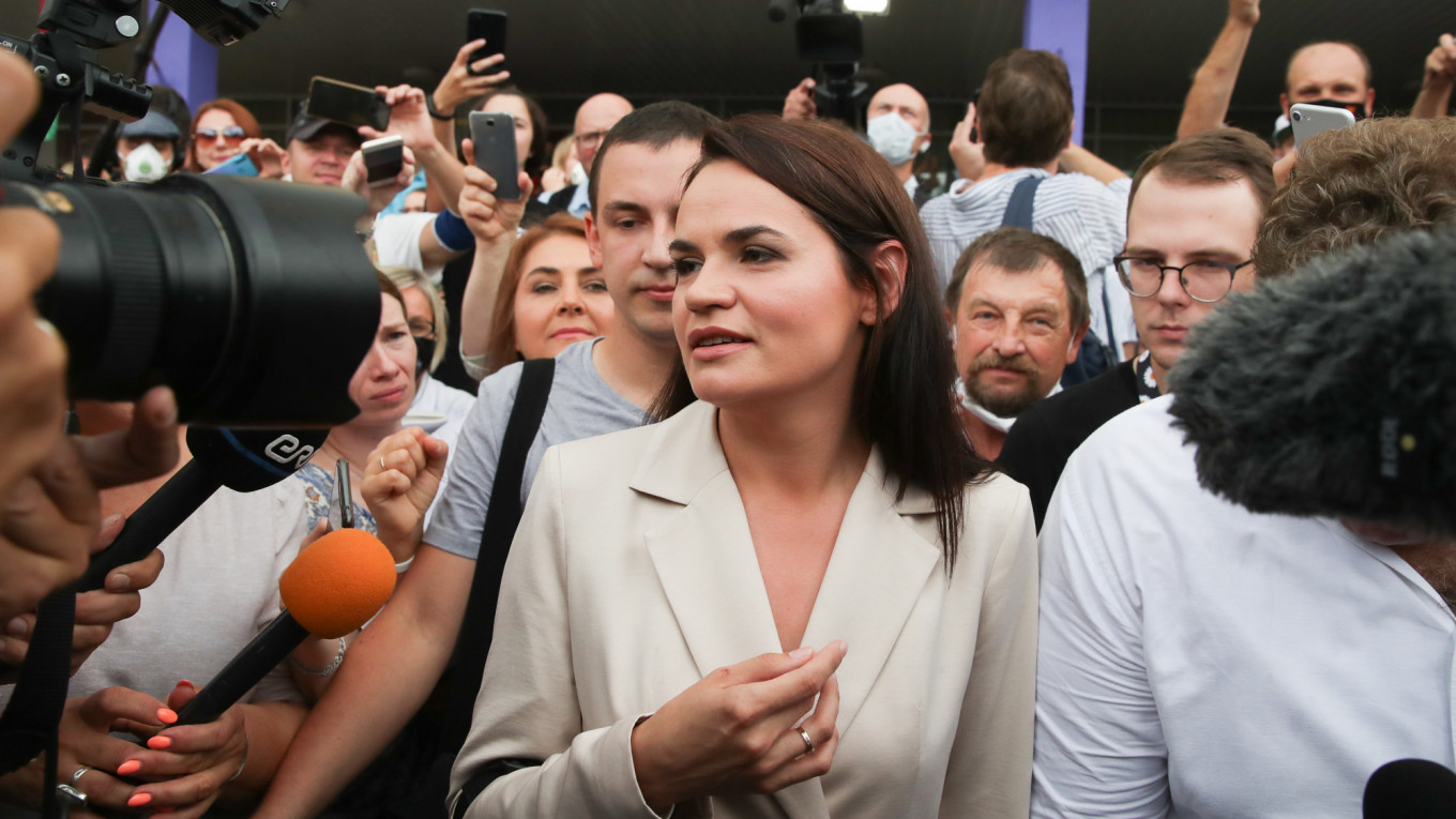 UE forțează demisia lui Lukașenko, ultimul dictator al Europei. Ce urmează să se întâmple cu Belarusul