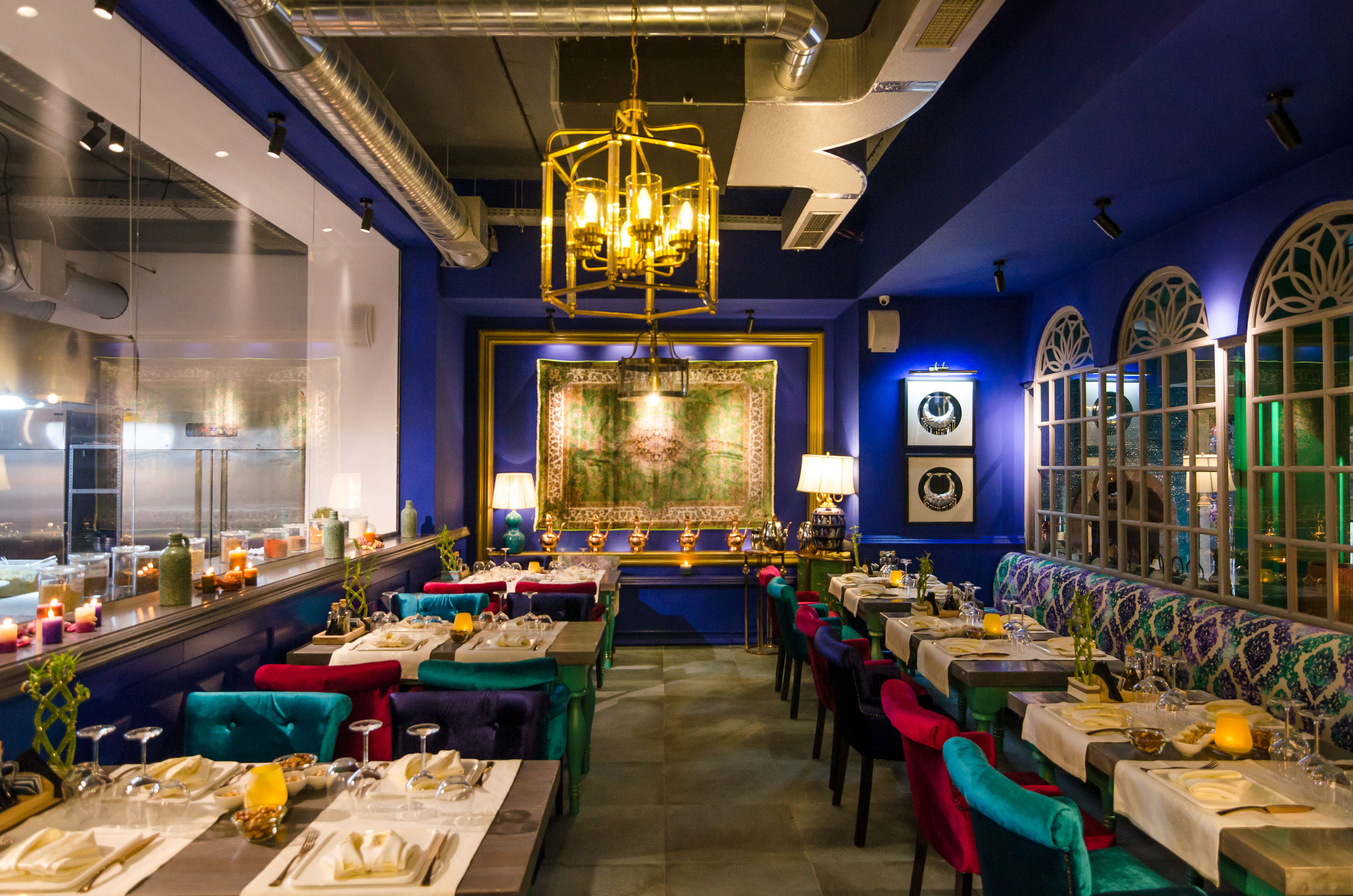 Un proiect de Lege prevede redeschiderea restaurantelor și cafenelelor