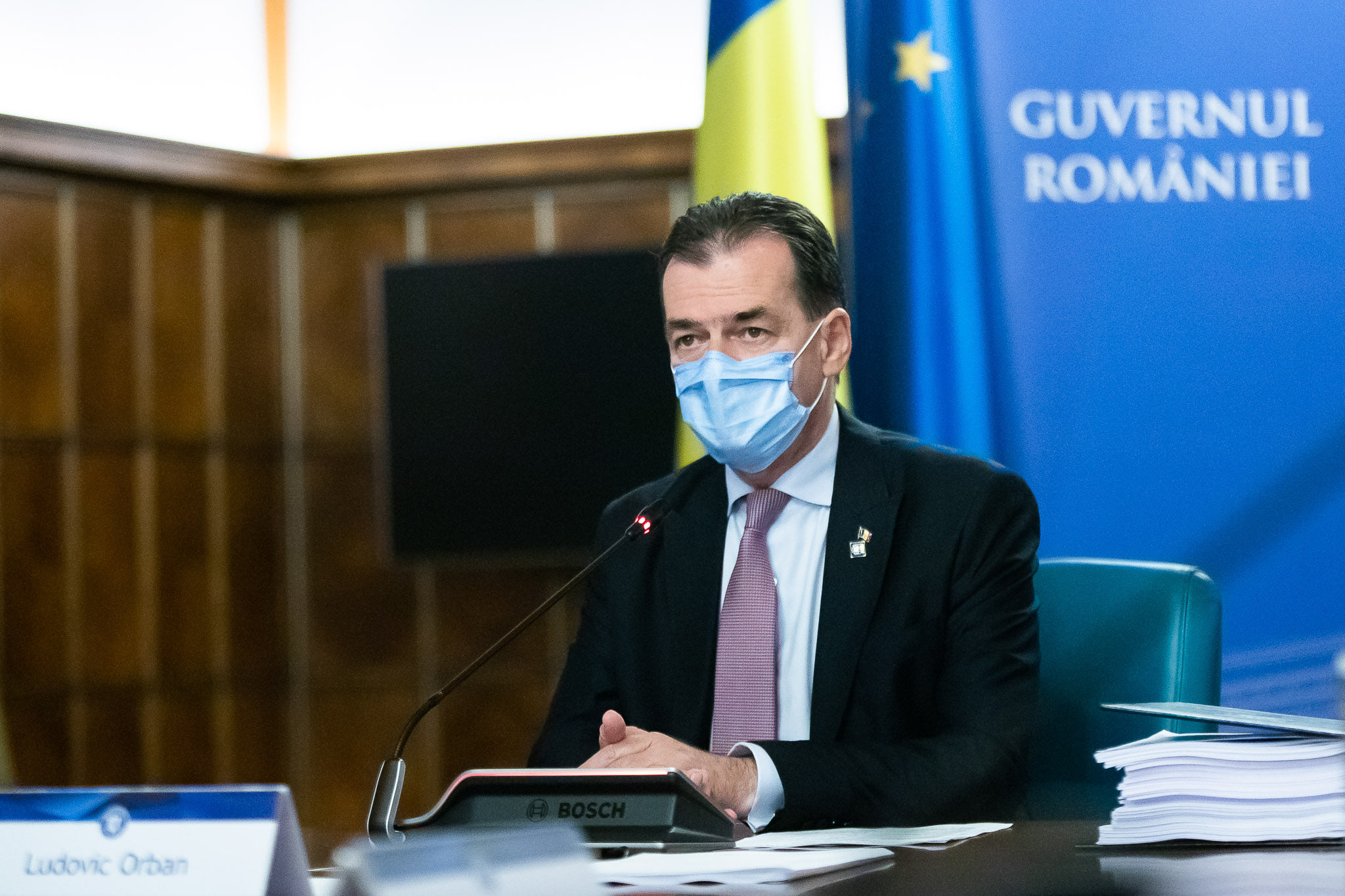 Orban a anunțat data luată în considerare pentru redeschiderea restaurantelor și a teatrelor. Ce localuri riscă să rămână închise