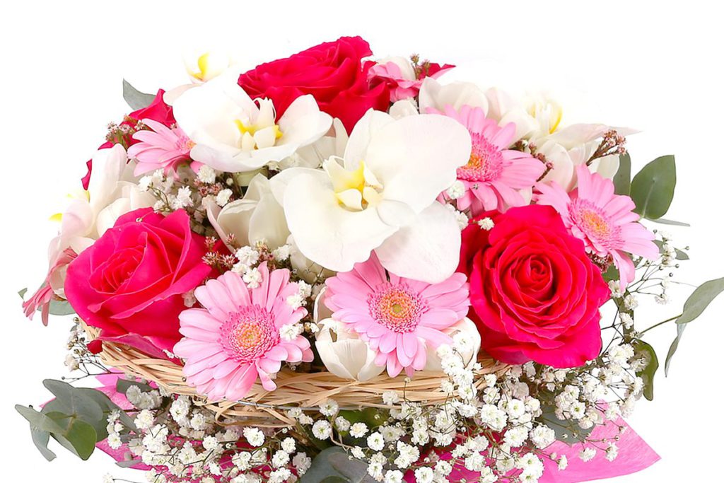 Sfânta Maria 2020. Ce flori se dăruiesc, de fapt, celor care își sărbătoresc onomastica