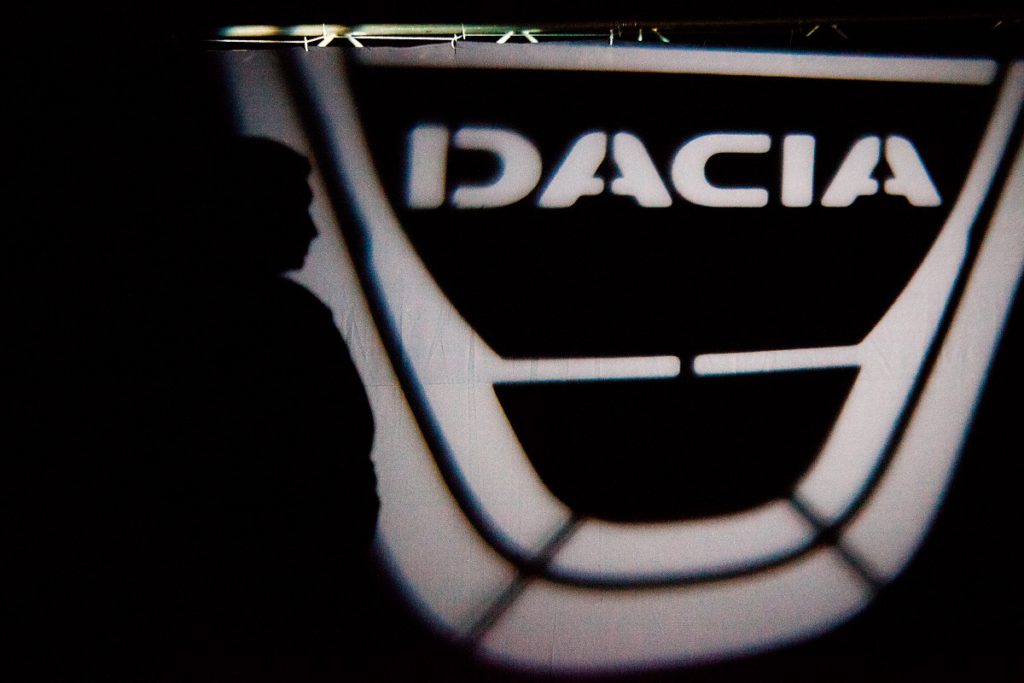 Anunțul despre Dacia care va afecta compania. Ce se întâmplă cu mașinile pe care le va produce