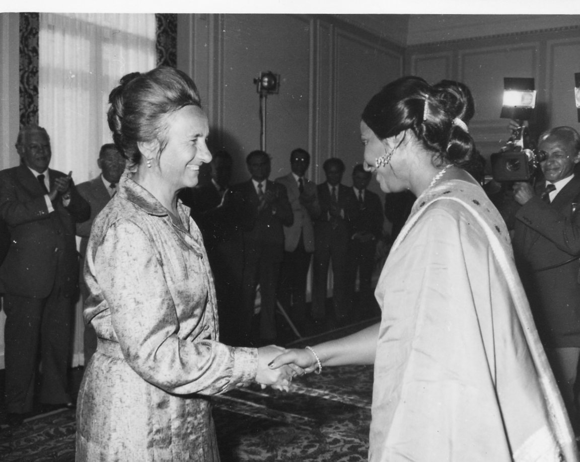 Secretul nebănuit al Elenei Ceaușescu. Cum a ajuns Tovarășa academician, deși avea doar 4 clase