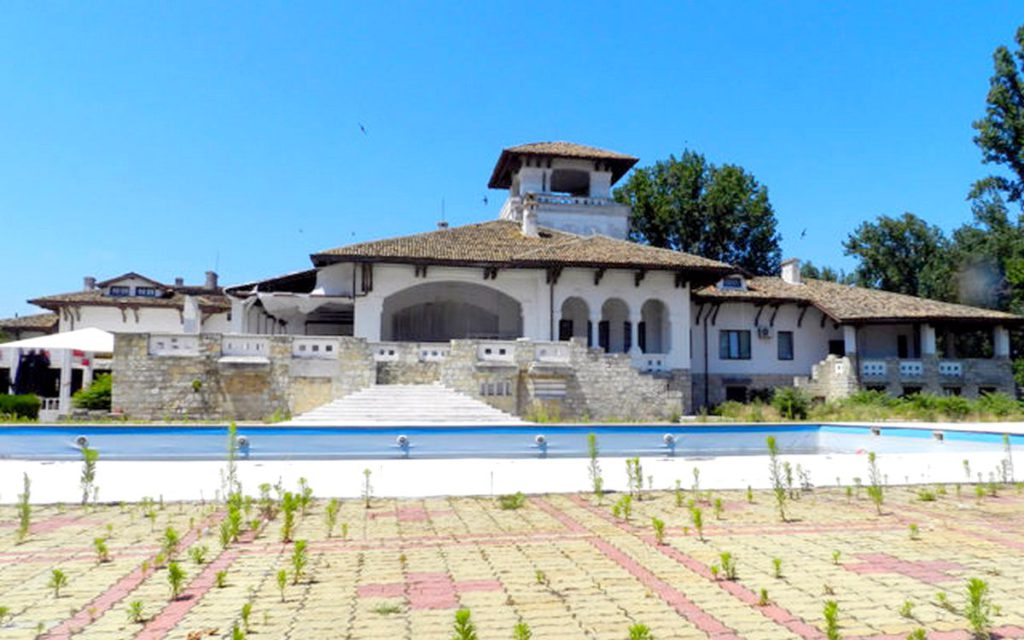 Ce se întâmplă azi cu Palatul Reginei Maria din Mamaia. Era mai frumos ca ”rivalul” din Balcic