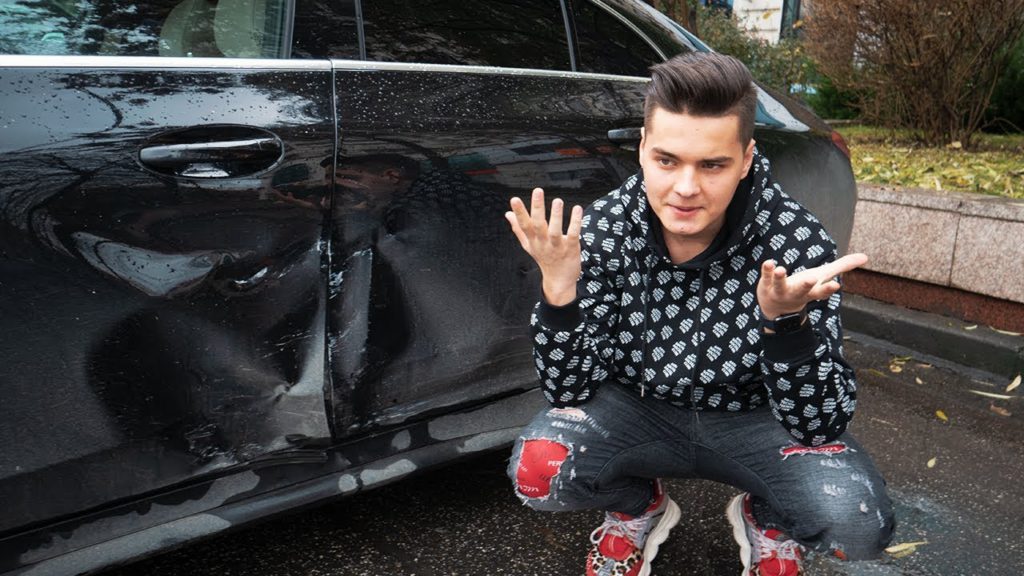 selly, accident, bolid de lux