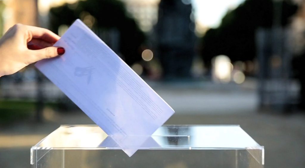 Cine sunt colaboratorii dovediți ai Securității care candidează la Alegerile Locale 2020. Traian Băsescu, în capul listei