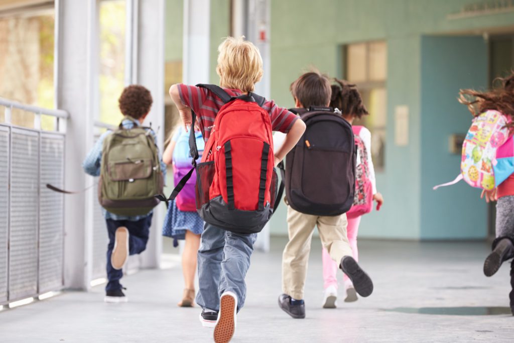 An școlar 2020-2021. Anunțul ministrului Educației, despre avizul epidemiologic. Ce este important să știe părinții