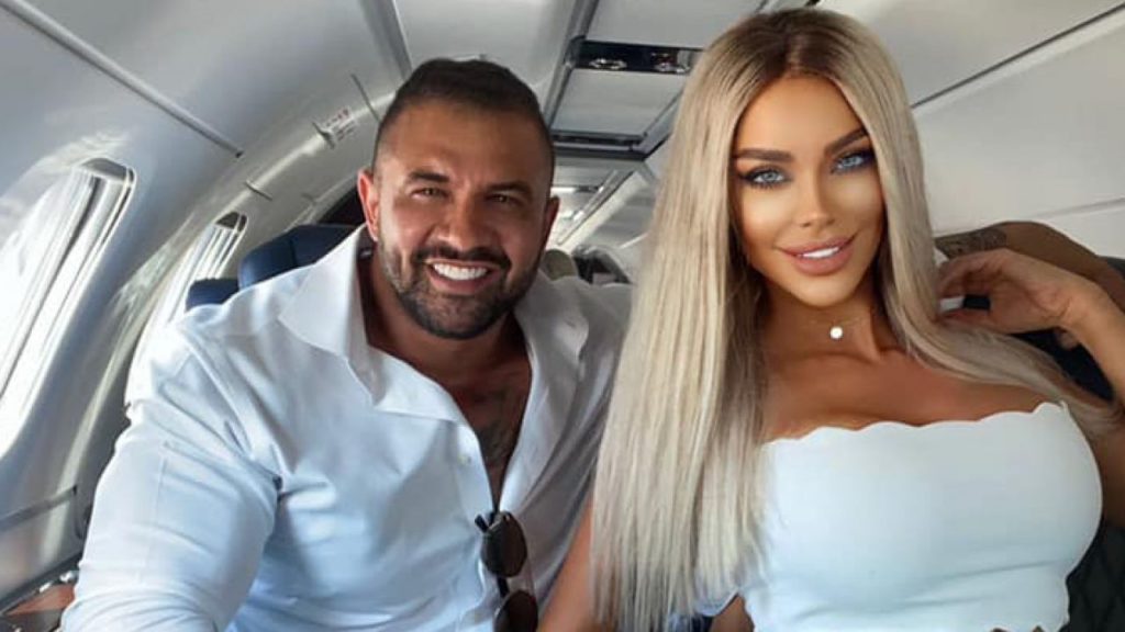 Bianca Drăgușanu și Alex Bodi s-au căsătorit din nou? Ce apare pe conturile lor de Facebook. Fanii au rămas uimiți