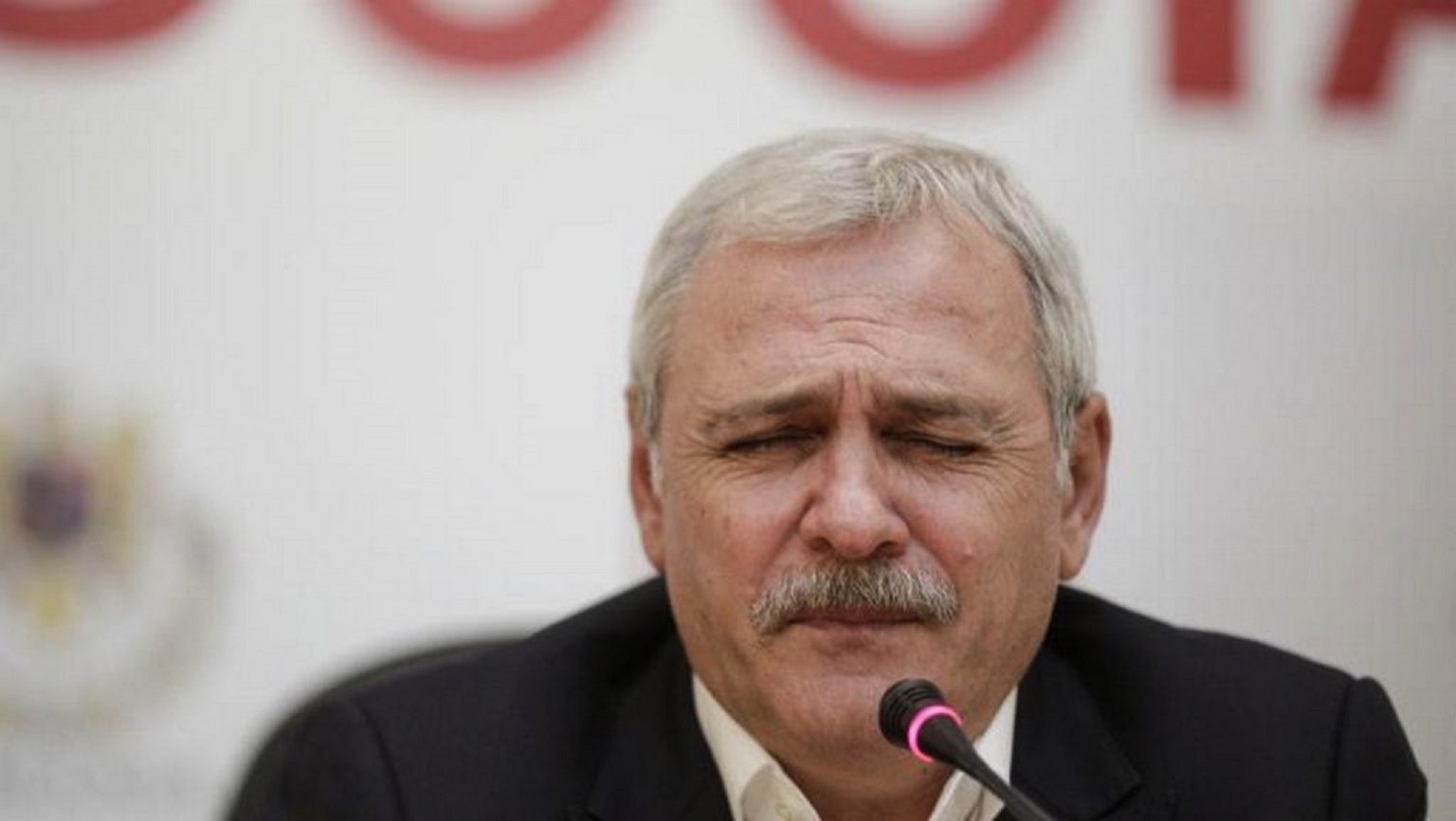 Liviu Dragnea respiră aer curat doar o oră pe zi. Și-a pierdut și dreptul la muncă și dreptul la pachet