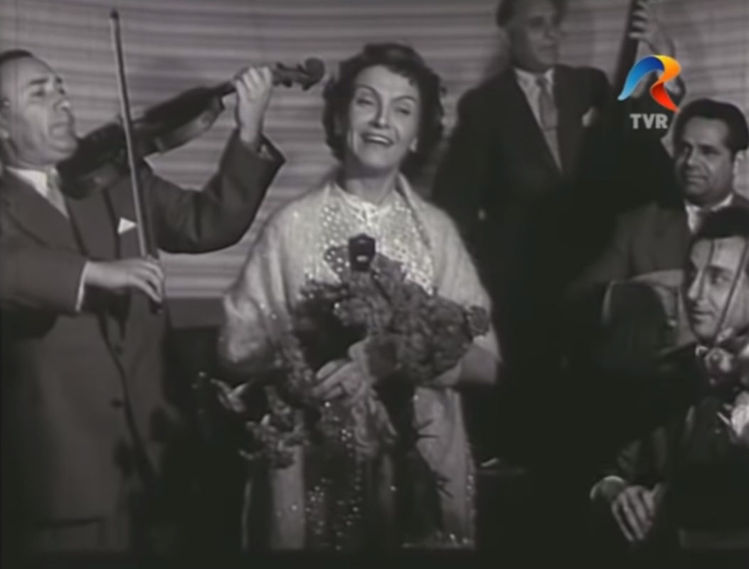 Maria Tănase, supranumită Pasărea măiastră 