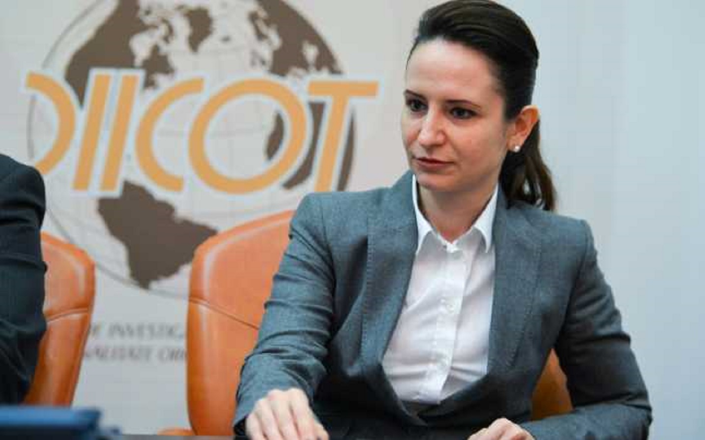 Sotul sefei DIICOT, Georgiana Hosu, a fost condamnat la 3 ani de inchisoare cu suspendare