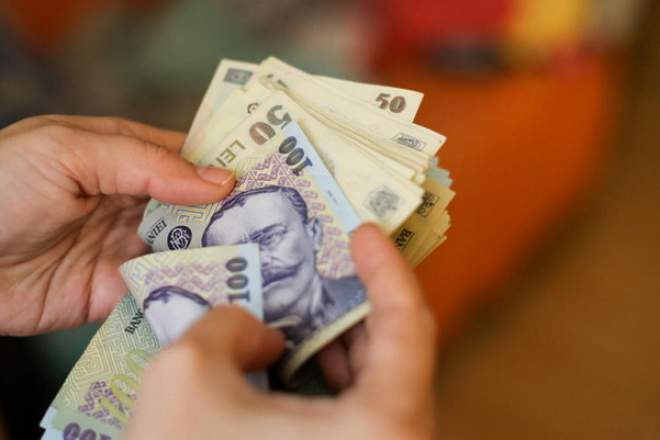Cum poți afla salariul unui român care lucrează la stat. De azi e foarte simplu
