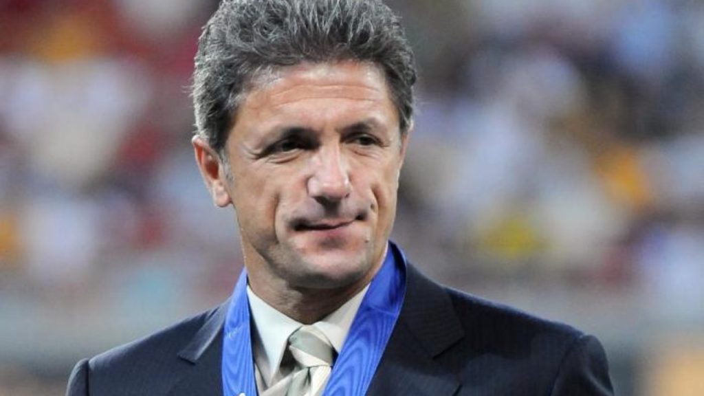Ce face și cum arată fiica lui Gică Popescu, la 20 de ani. Baciul are o fată superbă! Foto