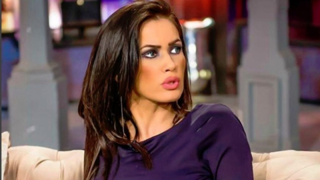 Ce a făcut azi bărbatul care i-a lovit mașina Oanei Zăvoranu. Vedeta nu se aștepta la o asemenea reacție