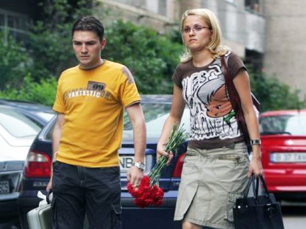 EXCLUSIV Situație dramatică în familia lui Ralph, elevul care s-a sinucis din dragoste pentru profa de română. Gândul care o chinuie și astăzi pe mama băiatului
