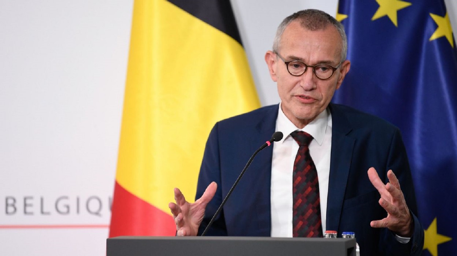Ministrul Sanatatii din Belgia spune ca Guvernul a pierdut controlul in pandemia de coronavirus