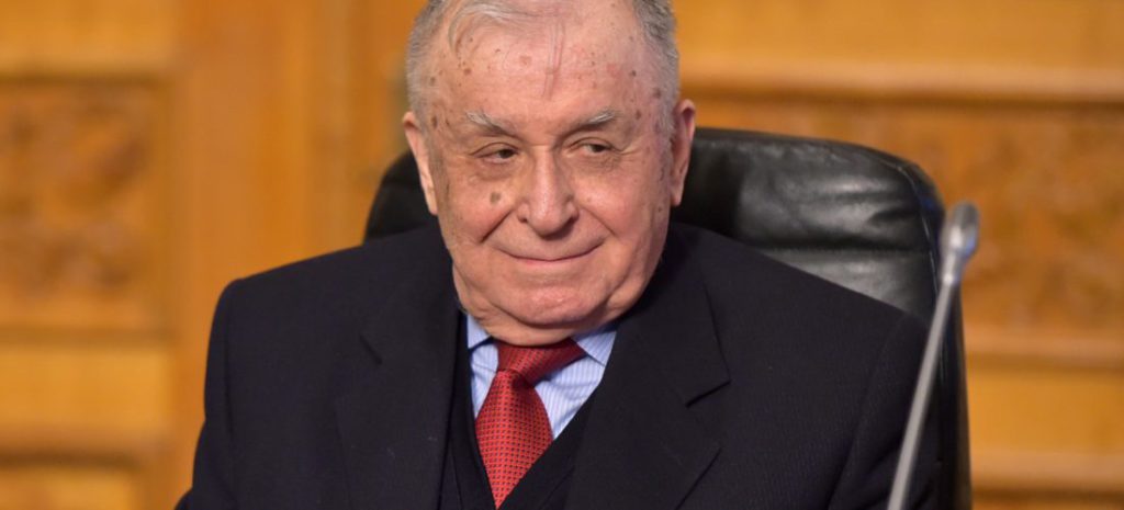 S-a aflat cine va fi moștenitorul lui Ion Iliescu. Fostul președinte are un „băiat de suflet”, care îl strigă „tată”