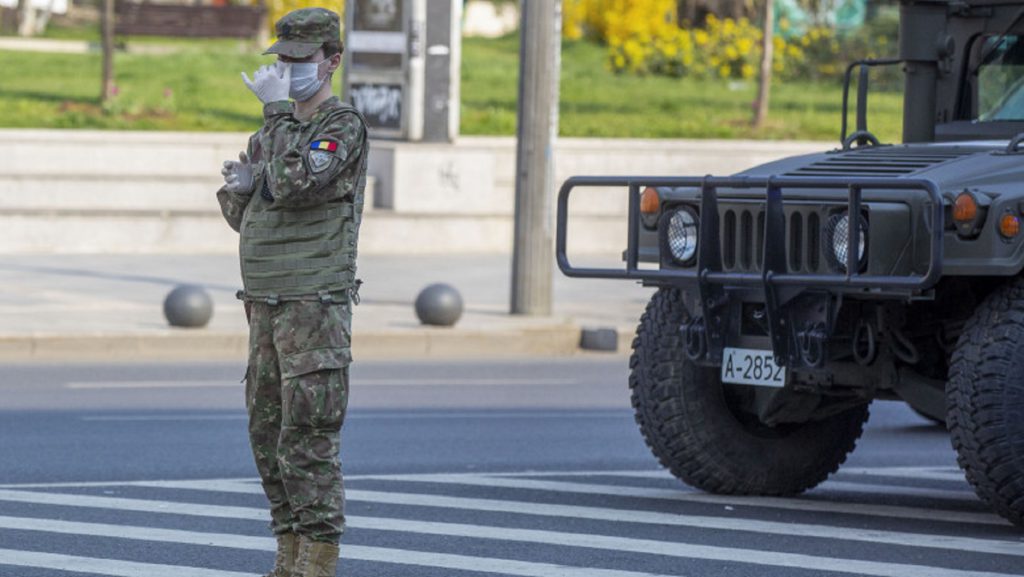 Cum se schimbă regulile pentru persoanele care vin în România. Premierul Orban a menționat care sunt noile măsuri