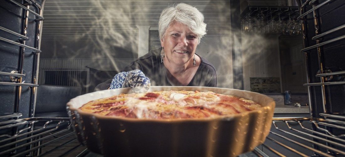 Rețetă prăjitură cu morcov și mere, extrem de pufoasă și gustoasă. Învață s-o prepari ca la mama acasă