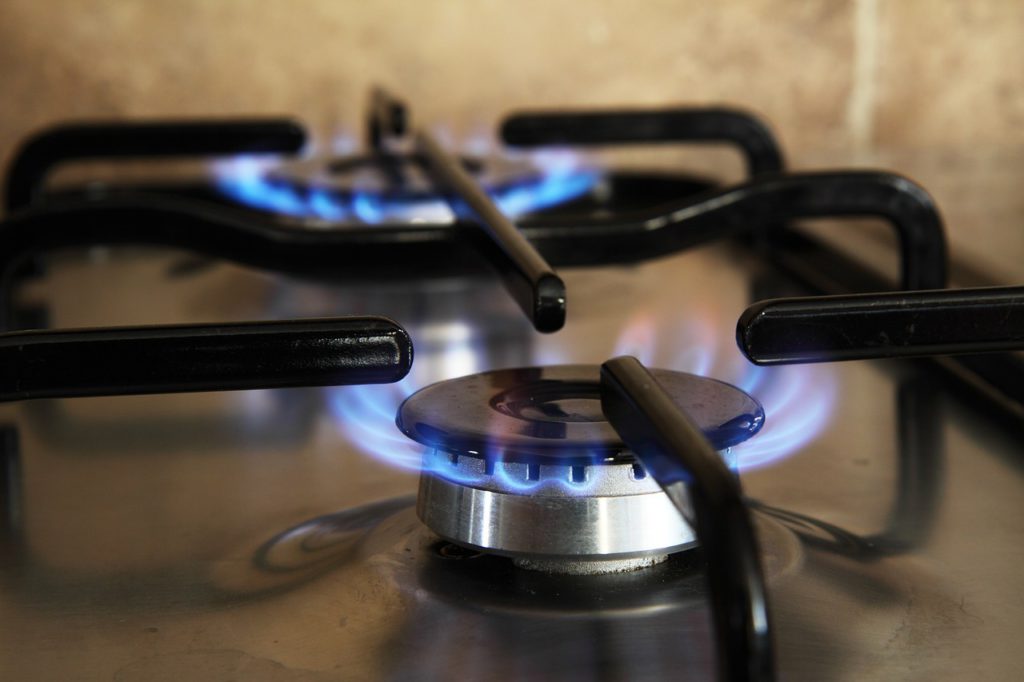 S-a întamplat chiar azi și îi vizeaza pe cei cu centrale de apartament. Ce se întâmplă cu prețurile la gaze