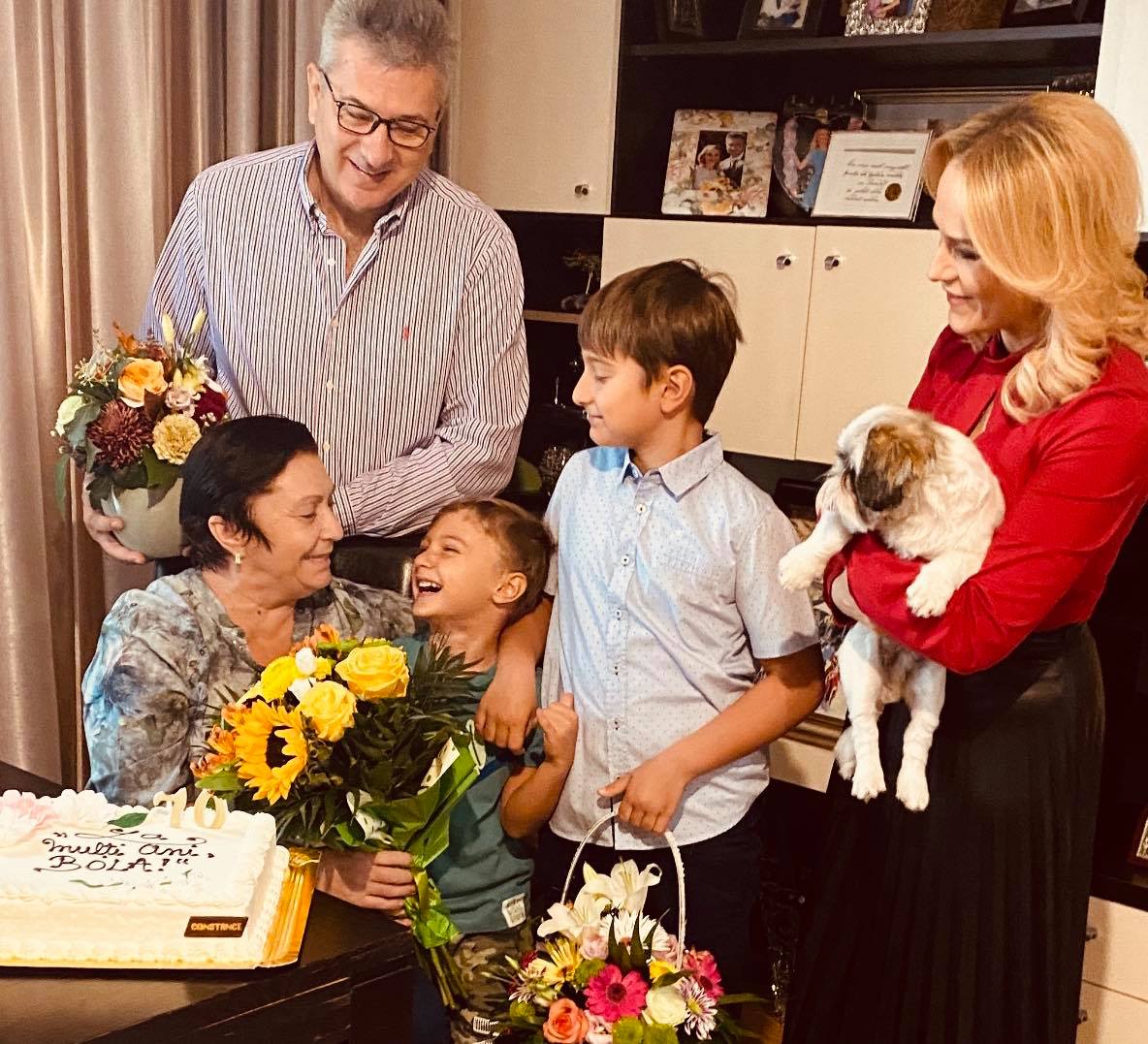 Cum arată soacra lui Pandele. Imagini rare cu Gabriela Firea și mama ei! Foto