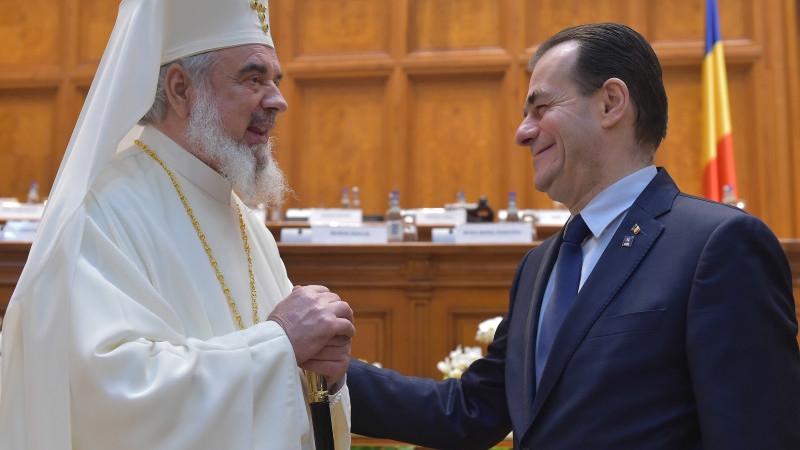 Ce se întâmplă cu pelerinajul de Sf. Dumitru. Întâlnire secretă între Ludovic Orban și Patriarhul Daniel