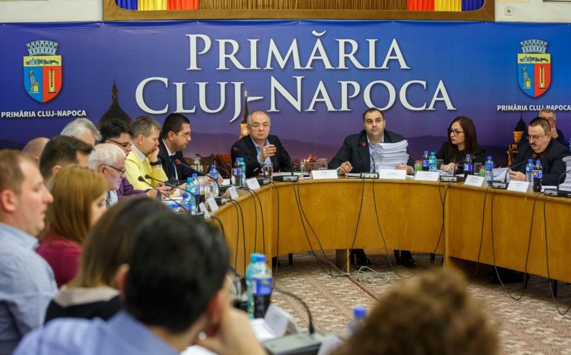 Angajatii Primariei Cluj au salarii regesti