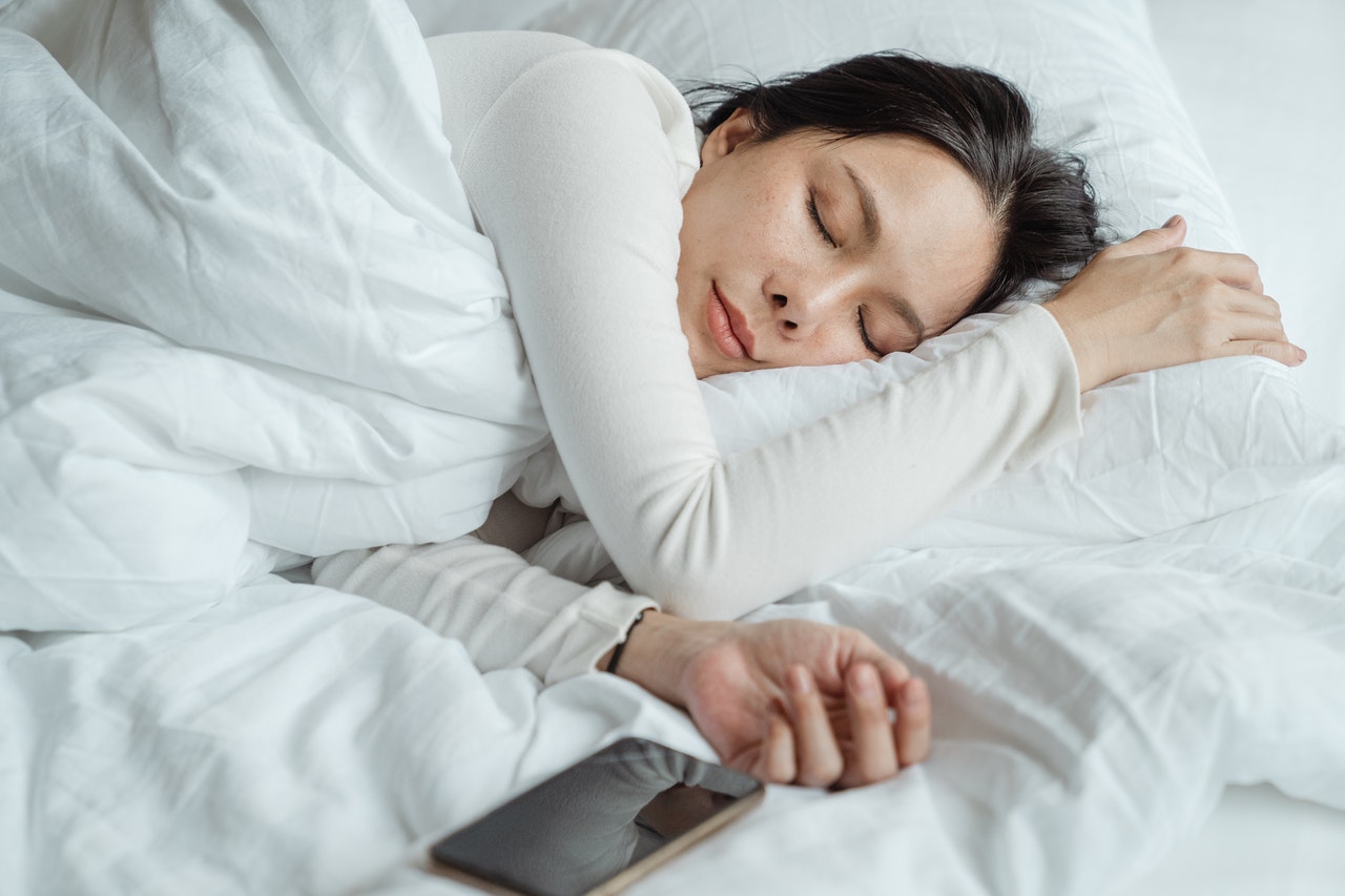 Legătura dintre somn si slăbire