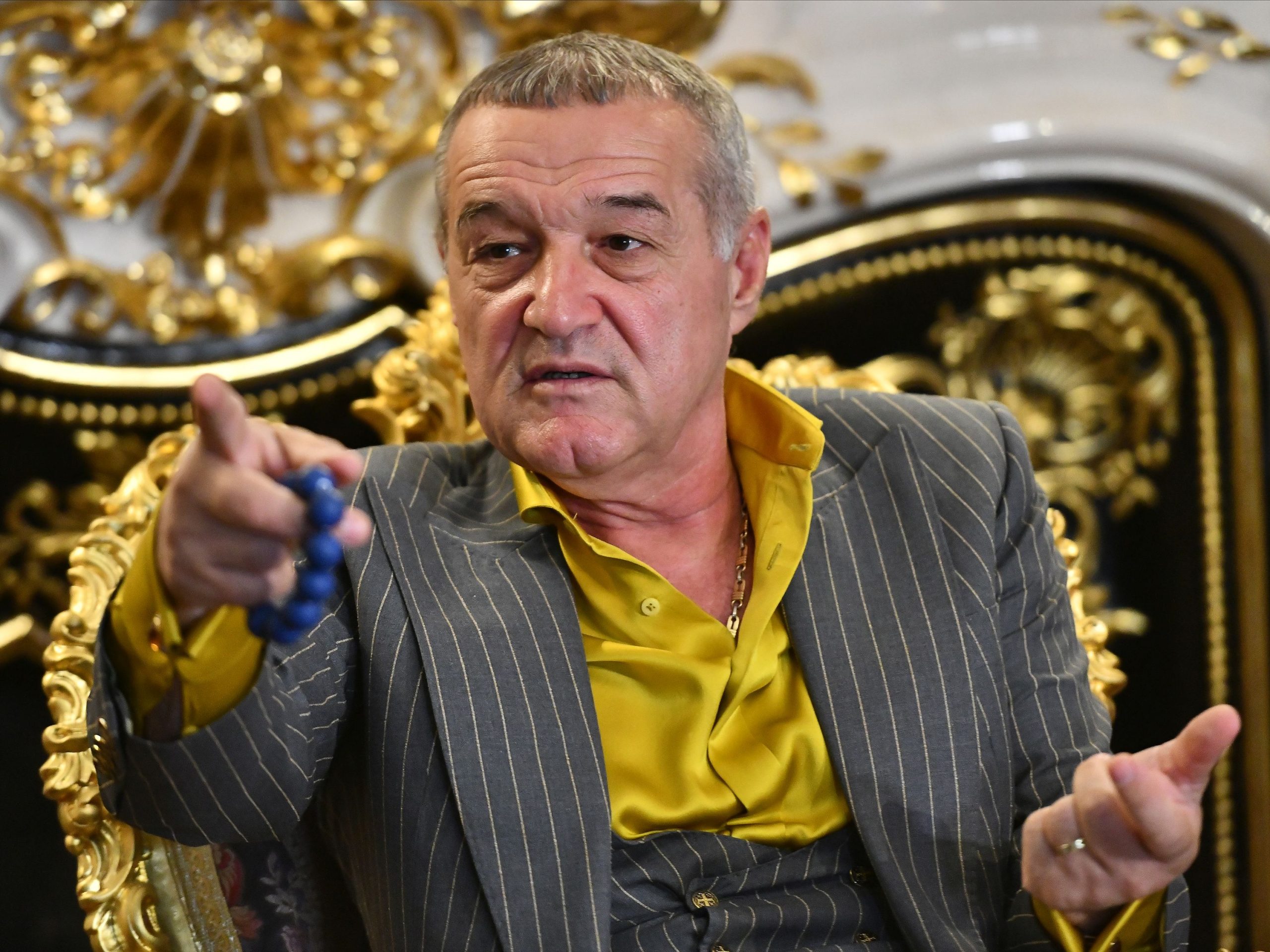 FCSB, abandonata de Gigi Becali. Patronul se retrage la manastire