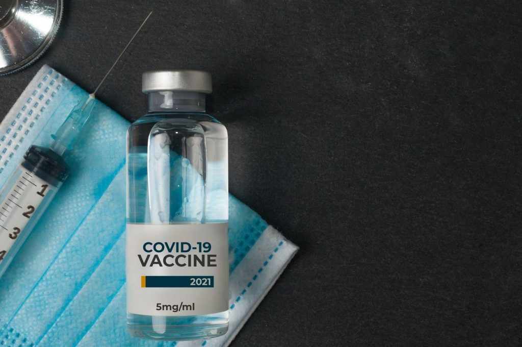 Este oficial! S-a depus cererea de autorizare pentru vaccinul anti-Covid. Oamenii au, în sfârșit, o rază de speranță