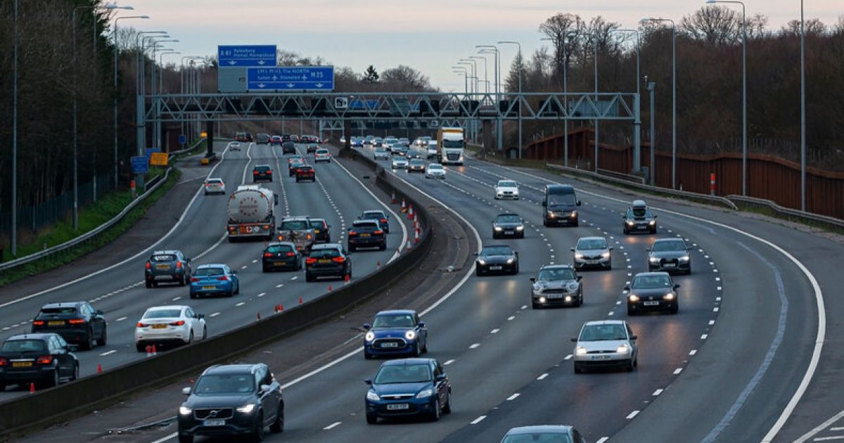 Traficul pe partea stanga