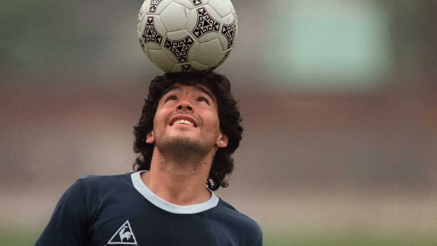 Diego Maradona a murit, la doua saptamani dupa ce a fost eliberat din spital