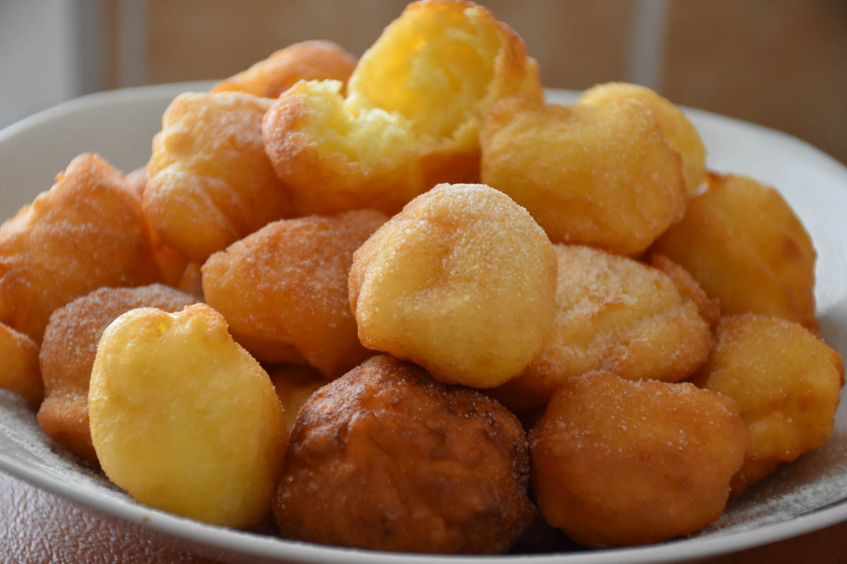 Cum se prepara cele mai bune gogosi cu branza sarata. Reteta asta e preferata gospodinelor