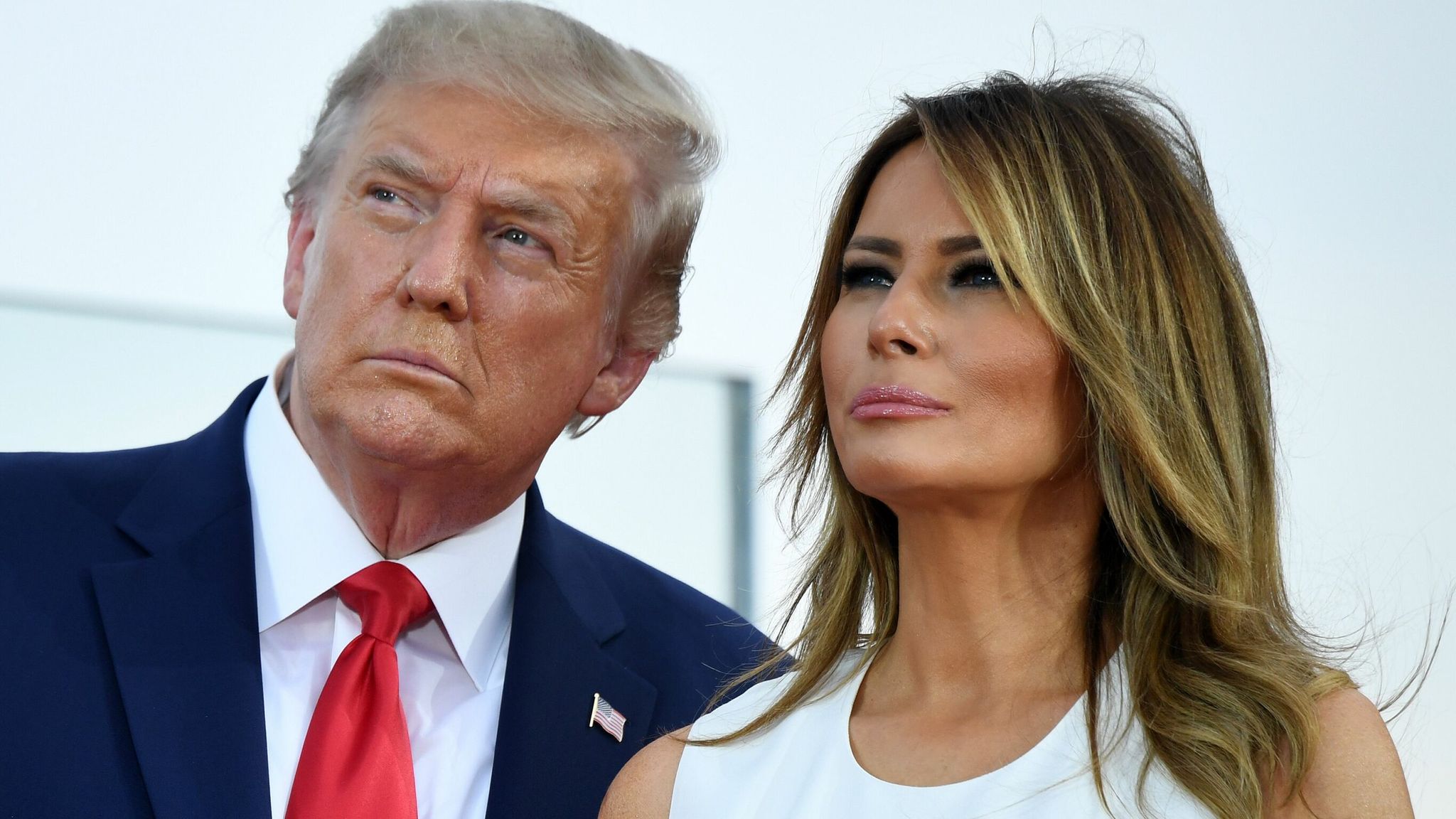 Surse din anturajul Melaniei spun ca femeia abia asteapta sa divorteze de Donald Trump