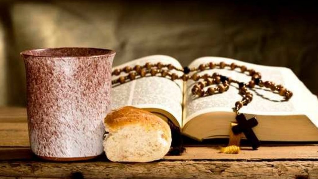 Cât de periculoasă poate fi masa de post. Alimentele care nu trebuie combinate