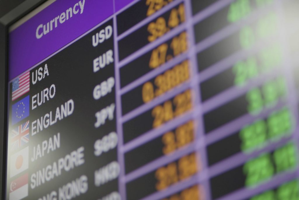 Curs BNR luni, 21 decembrie. Valorile pentru euro și dolar astăzi