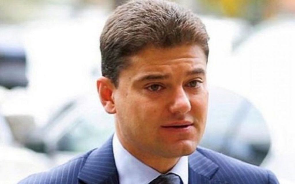 FOTO EXCLUSIV Cristi Boureanu are probleme cu sănătatea? Unde a fost zărit în miez de noapte, cu chipul extrem de palid