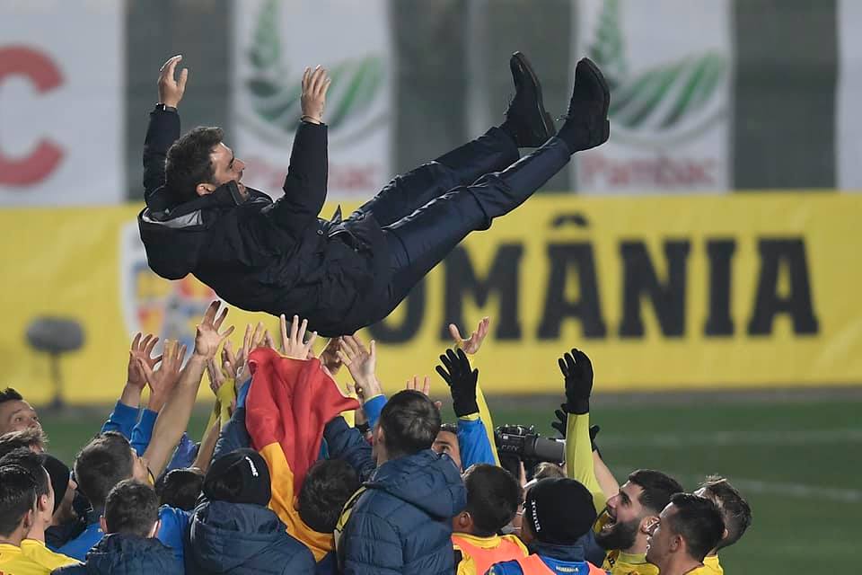 Selectionerul Adrian Mutu a stabilit primele pentru „tricolorii mici”