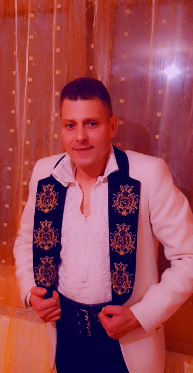 Presupusul fiul al lui Ion Dolanescu