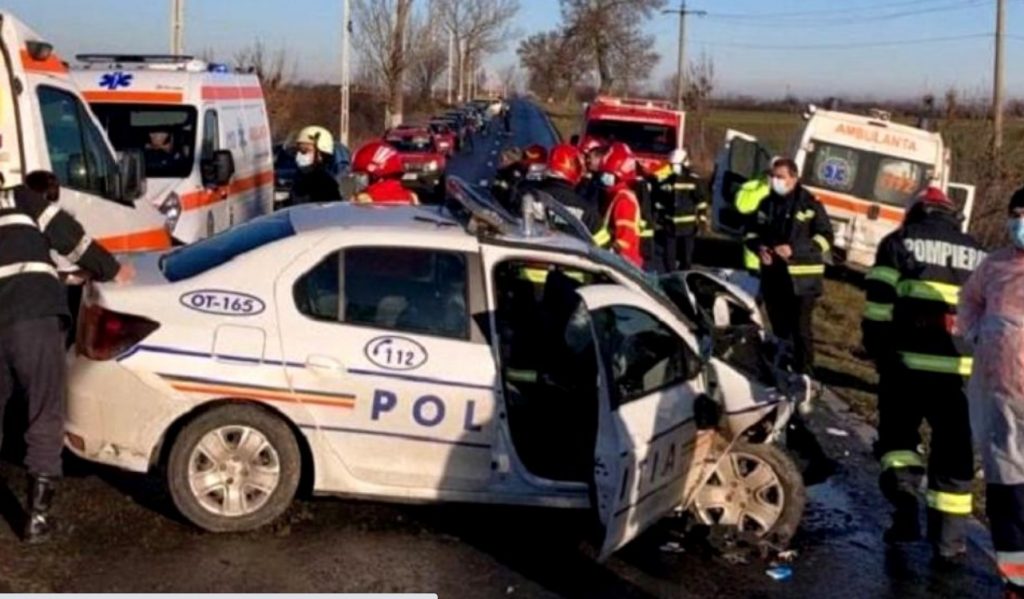Doliu pentru Poliția Română! A decedat după ce a fost rănit în accidentul dintre mașina de poliție și ambulanța pe care o însoțea