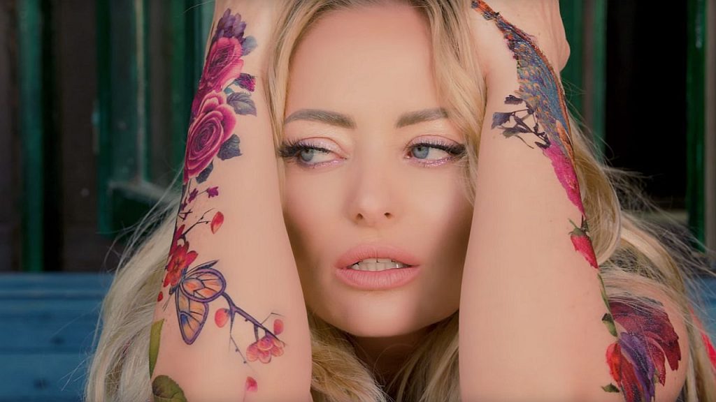 Deşi toată lumea credea că se înţeleg de minune, adevărul a ieşit la iveală. Delia îl critică aspru pe Bendeac: „Asta e cel mai trist”