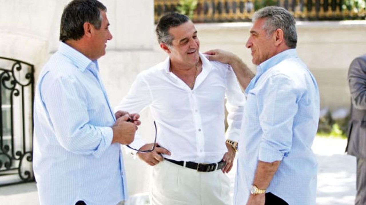 Gigi Becali i-a tratat pe membrii familiei sale de Covid-19