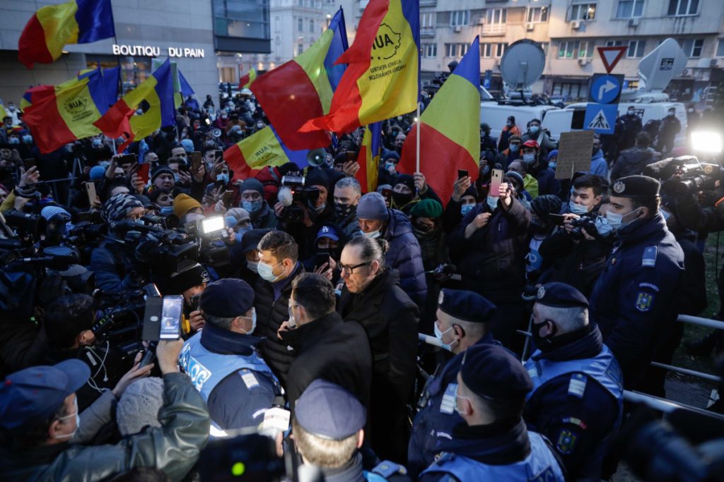 Val de proteste în București. Sociologul Alfred Bulai, despre ieșirea în stradă a AUR și a profesorilor: „Nu îi clasificăm în deștepți și proști”