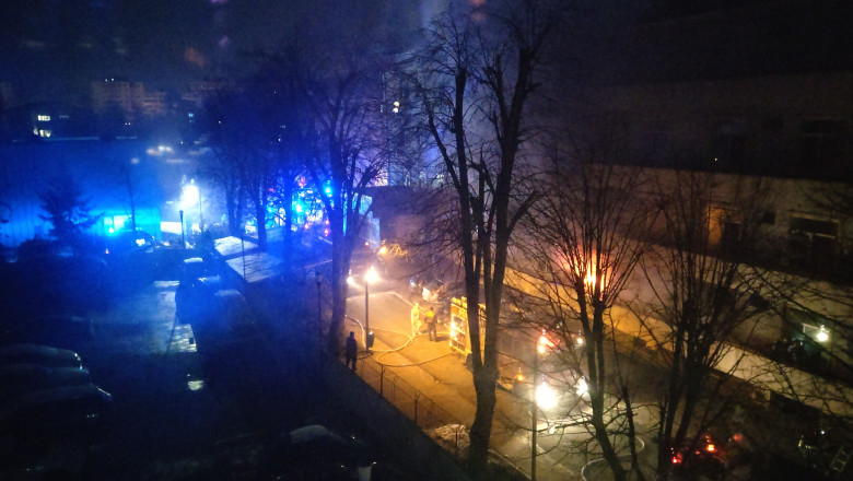 Imagine din timpul incendiului care a izbucnit la Spitalul Matei Balș Foto amator