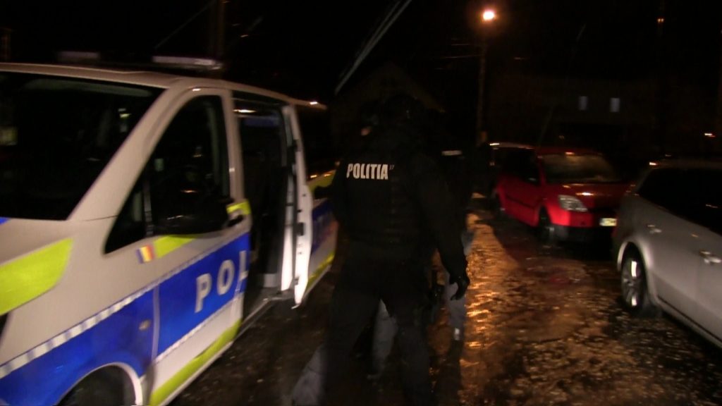 Constanța: Polițist înjunghiat fără milă de către un bărbat aflat sub influența stupefiantelor. Ce s-a întâmplat cu agresorul recalcitrant