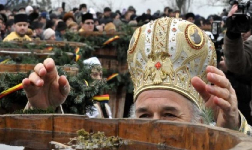 Tradiții și obiceiuri de Bobotează respectate cu sfințenie în România